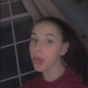 Meet your Posher, Bella